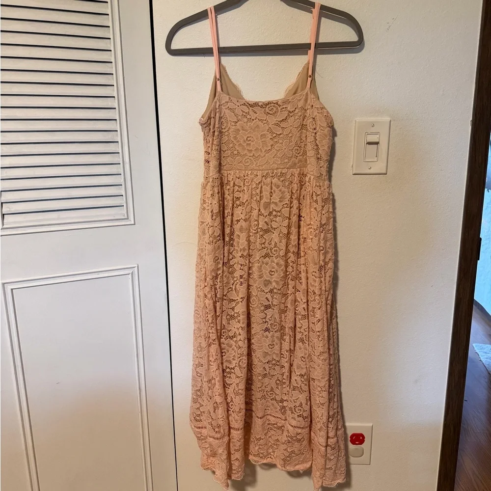 NSR Blush Lace Dress - Picture 3 of 3